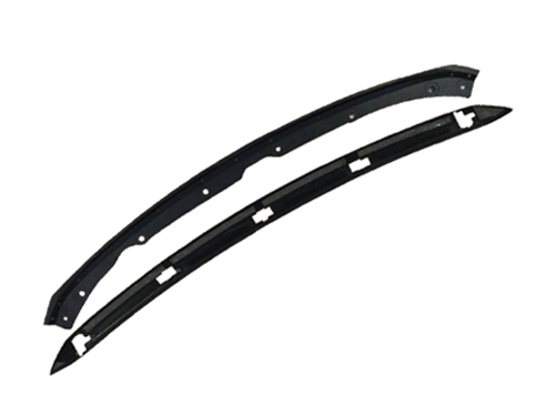 Hood Garnish Black